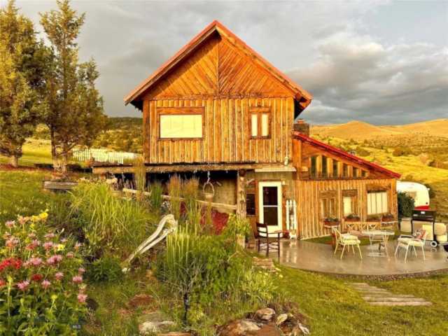 608 E Douglas Virginia City, MT 59755