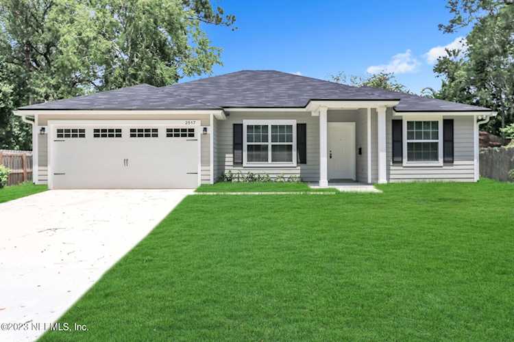 10074 Chesterton RD Jacksonville, FL 32246