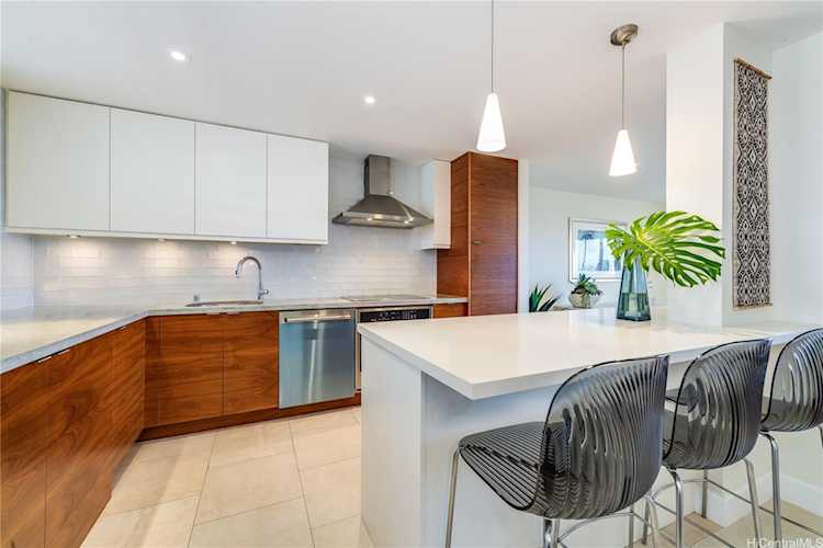 999 Wilder Avenue #1703 Honolulu, HI 96822
