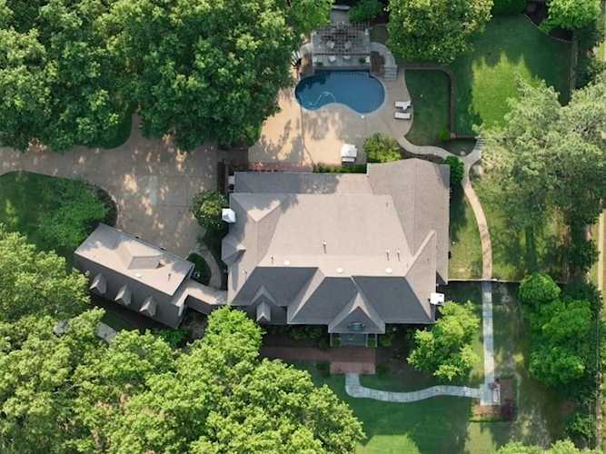 2340 Duntreath Rd Germantown, TN 38139