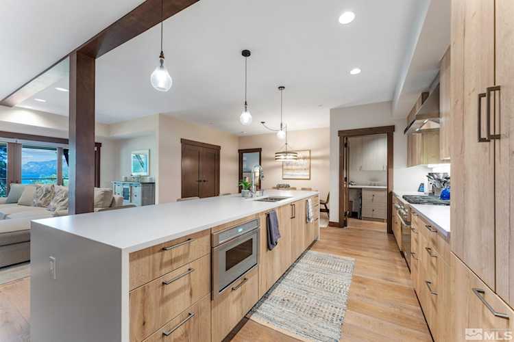 17 Beach Club Drive Stateline, NV 89449