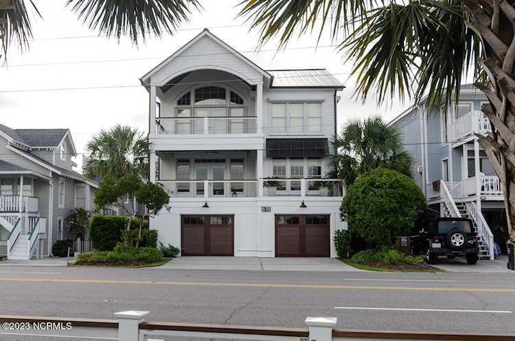 618 Waynick Blvd Wrightsville Beach, NC 28480 Photo 1