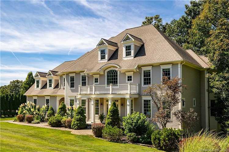 53 Tyler Ct Avon, CT 06001