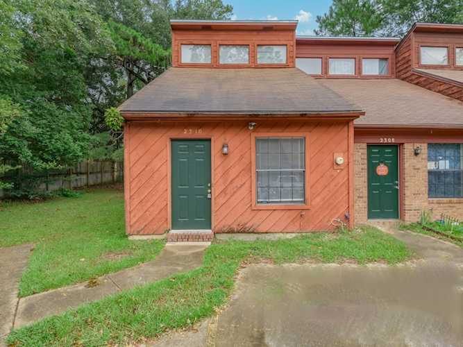 2310 Hartsfield Way Tallahassee, FL 32303 in Shadowlawn Photo 1
