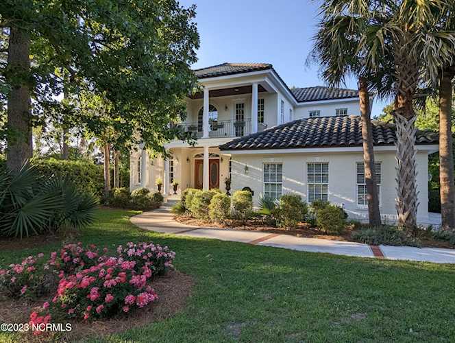 2217 Masons Point Place Wilmington, NC 28405