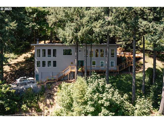 3181 NW Valle Vista TER Portland, OR 97210