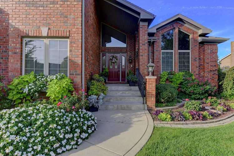 10330 Hampshire Ct Munster, IN 46321