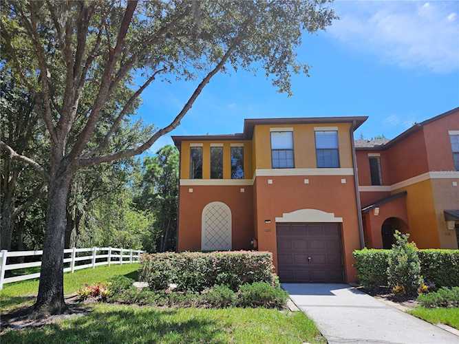 1120 Blackwater Dr Wesley Chapel, FL 33543