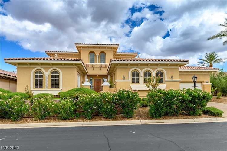 11 Avenida Casatino Henderson, NV 89011