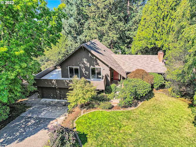 5125 SW Richenberg CT Portland, OR 97239