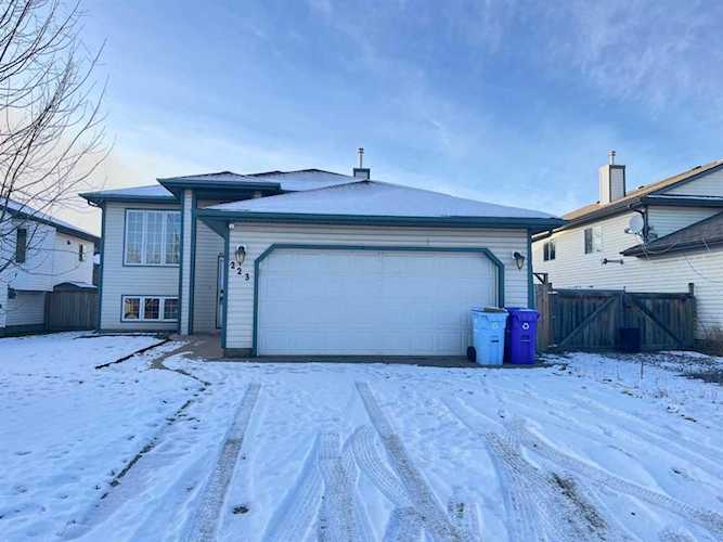 223 Williams Dr Fort McMurray, AB T9H 5
