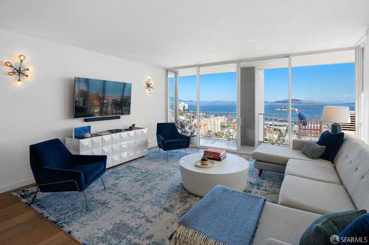 999 Green Street #1105 San Francisco, CA 94133