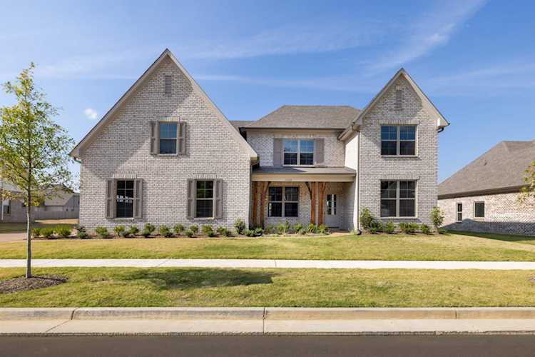 10332 Wading Heron Dr Lakeland, TN 38002