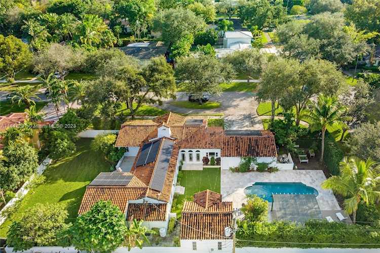 113 NE 101st St Miami Shores, FL 33138