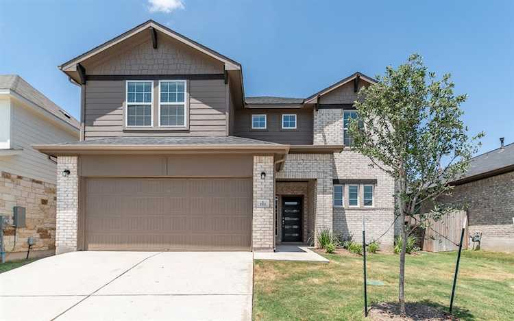 193 Short Leaf DR Buda, TX 78610