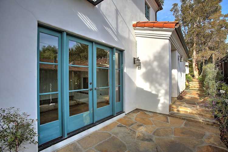 821 Laguna #C Santa Barbara, CA 93101