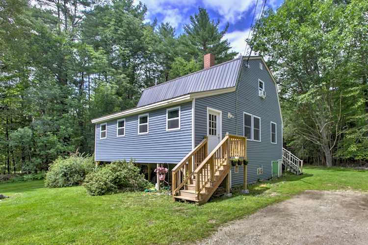 140 Main St West Paris, ME 04289