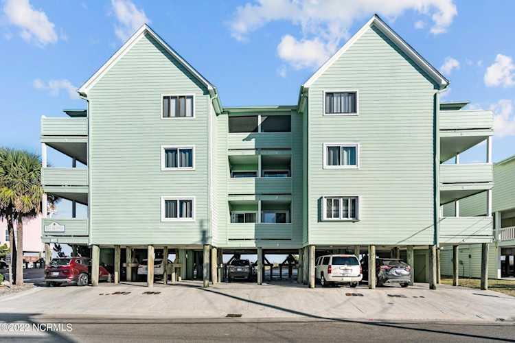1518 Carolina Beach Ave N Carolina Beach, NC 28428
