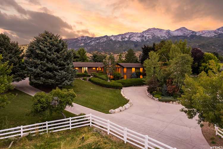 1151 N Grove Dr Alpine, UT 84004