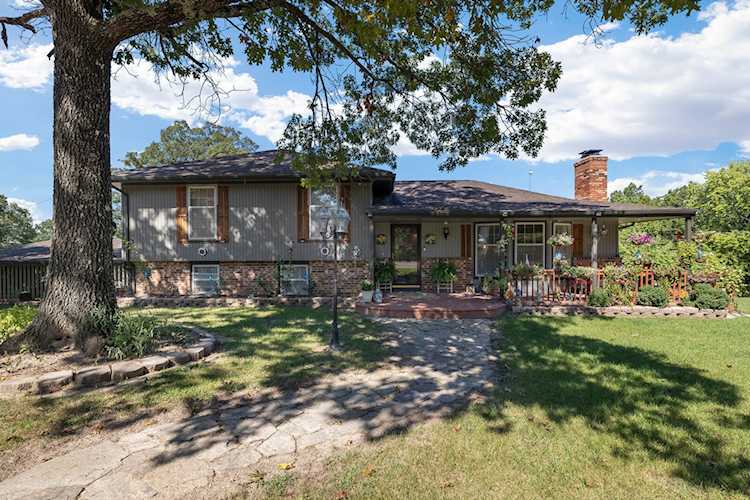 26815 Bailey Ln Pittsburg, MO 65724