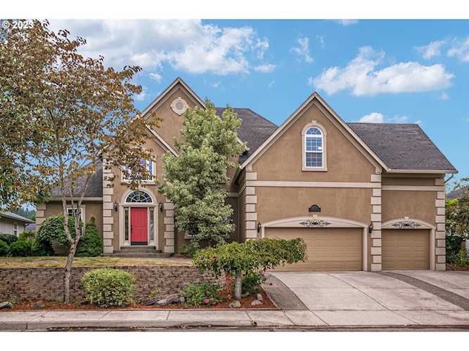 1252 E Pioneer LOOP La Center, WA 98629