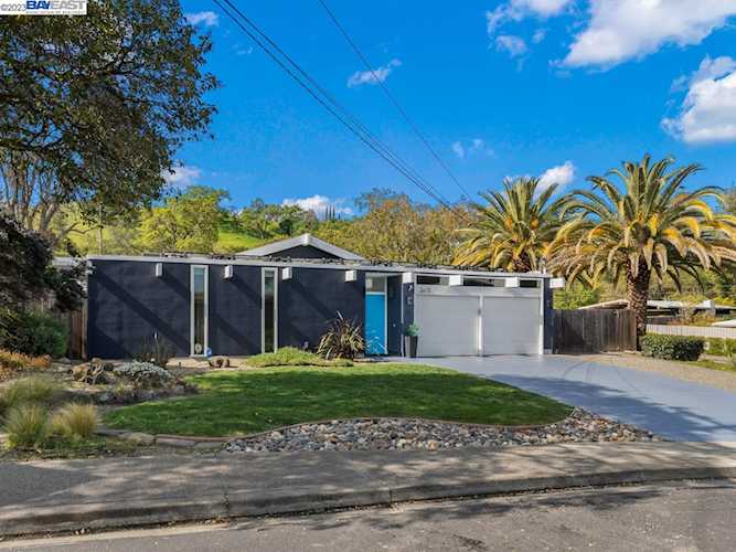 2673 San Carlos Drive Walnut Creek, CA 94598