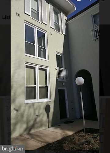 745 Delaware Ave SW #186 Washington, DC 20024