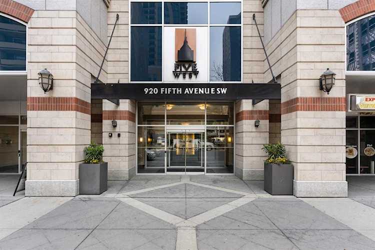 920 5 Ave SW #2702 Calgary, AB T2P 5P6