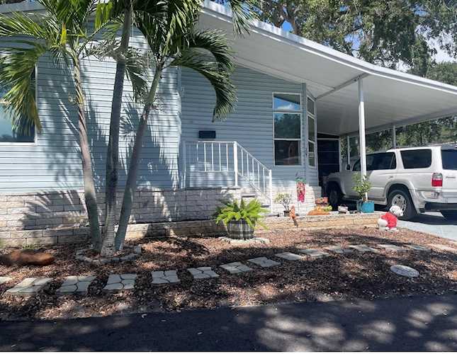 585 Sky Harbor Dr #207 Clearwater, FL 33759 | MLS J966019 Photo 1