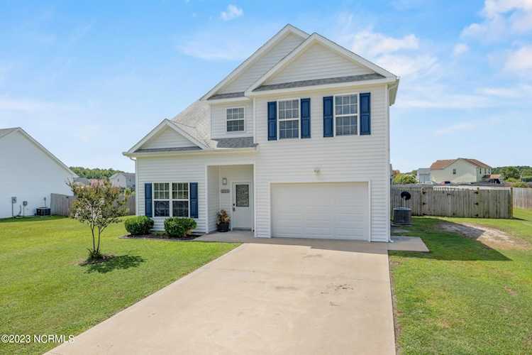 223 Laurel Woods Way Currituck, NC 27929
