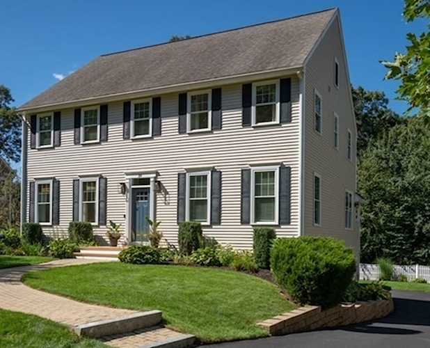 39 Riverfront Dr Amesbury 01913 MA | home for sale $1,007,500 73155687 Photo 1