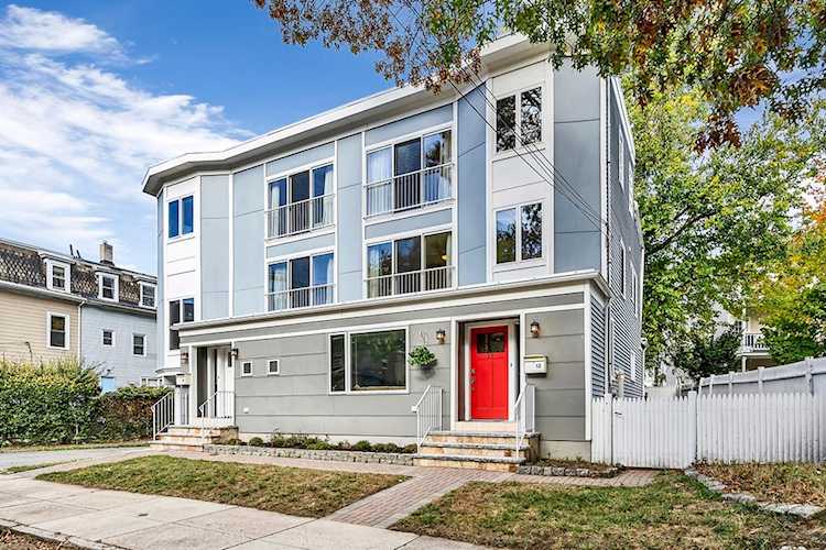 10 Bradbury Street #10 Boston, MA 02134