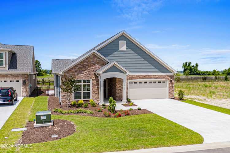 2 Northbridge Ct Ocean Isle Beach, NC 28469
