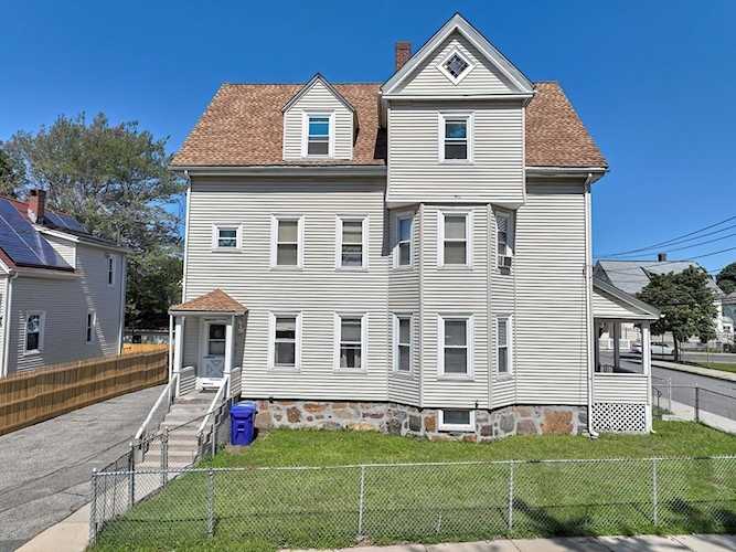 135 Readville St, Boston, MA 02136 - $1,050,000 - MLS#73156021 Photo 1