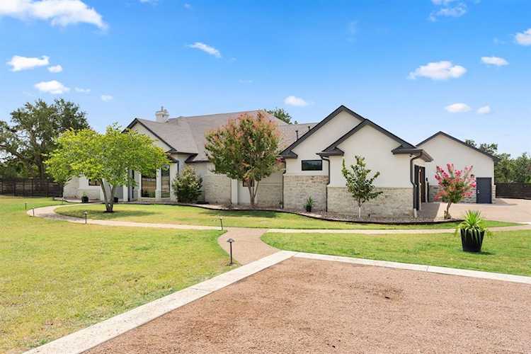 250 Rightwater Preserve Driftwood, TX 78619