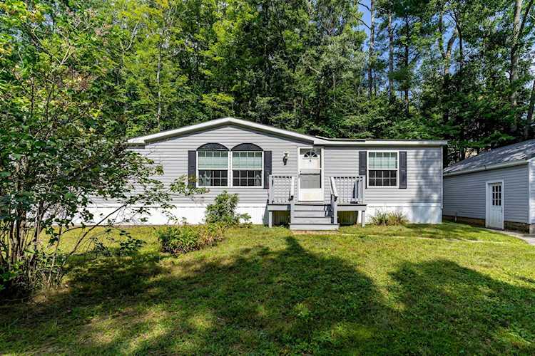 4 Revere St Milton, NH 03851