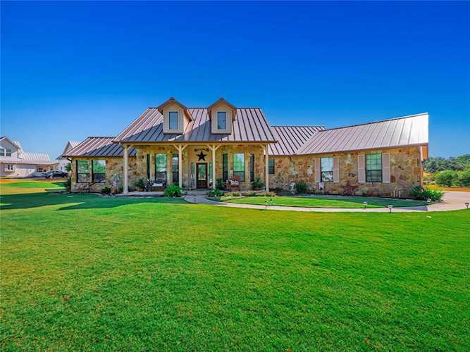 1647 Trebled Waters TRL Driftwood, TX 78619