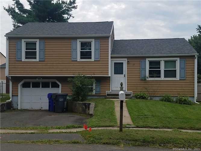 63 Lyman Dr Middletown, CT 06457