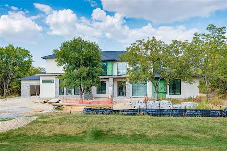 8950 Bloomington Parkway Flower Mound, TX 75022