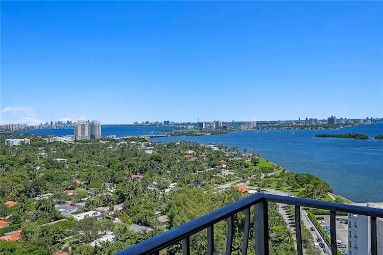 780 NE 69th St #2404 Miami, FL 33138