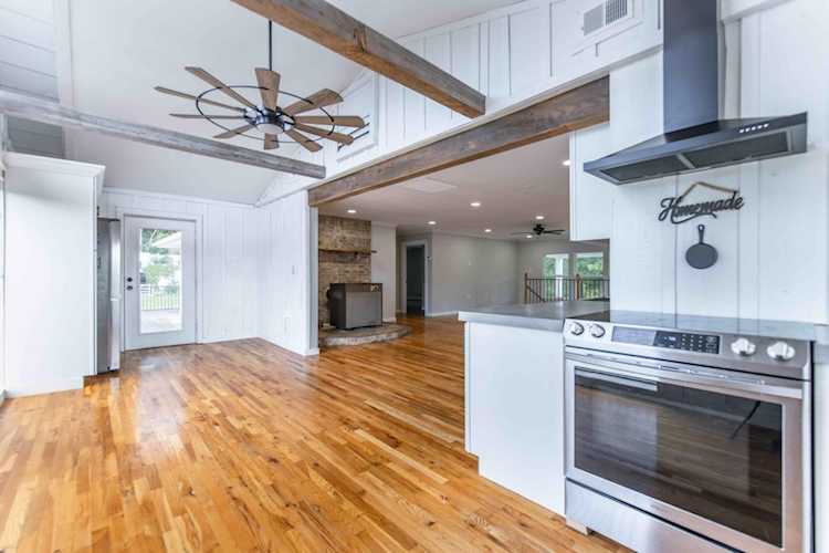 131 Kelly Keith Ln Pine Knot, KY 42635