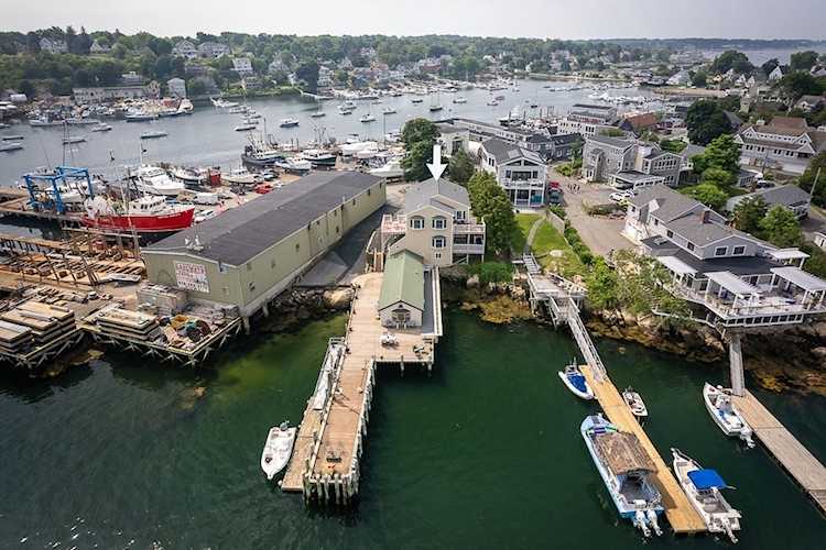 88 Rocky Neck Ave Gloucester, MA 01930