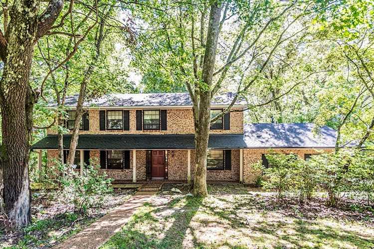 7763 Deer Lake Dr Millington, TN 38053