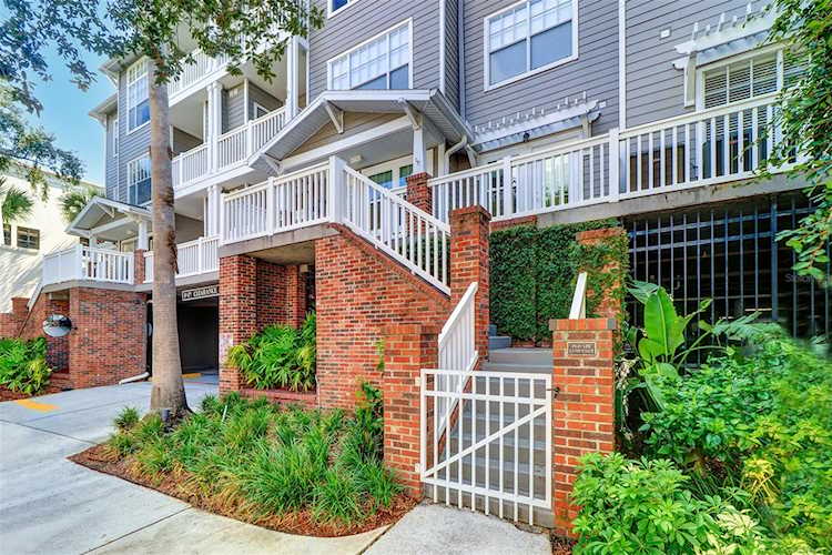 800 S Dakota Ave #203 Tampa, FL 33606