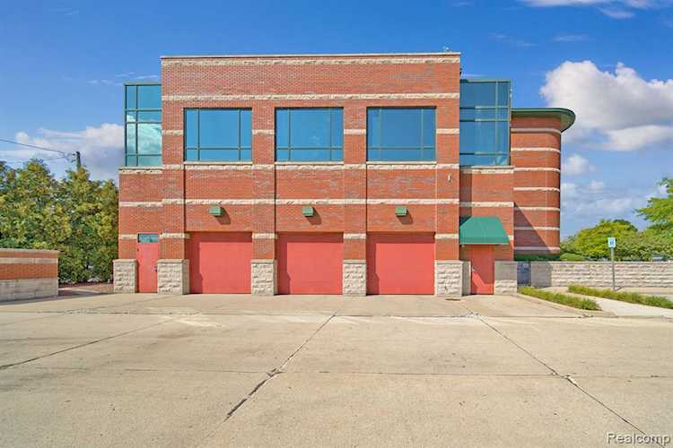 2121 Biddle Ave #301 Wyandotte, MI 48192 | MLS 20230073240 Photo 1