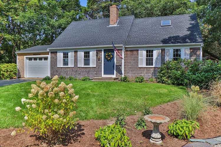 148 Old Queen Anne Road Chatham, MA 02633 | MLS 22303807 Photo 1