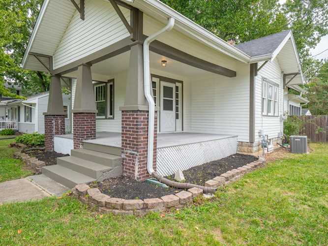 103 Green Acre Dr Brownsburg, IN 46112