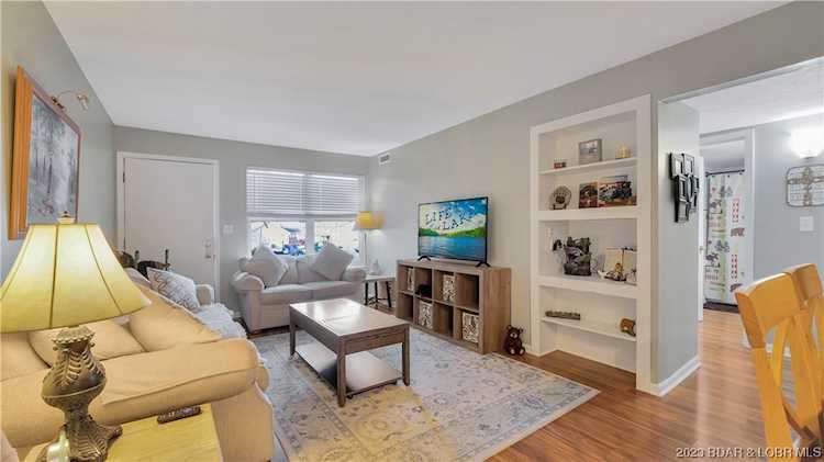 1098 Passover Rd Osage Beach, MO 65065