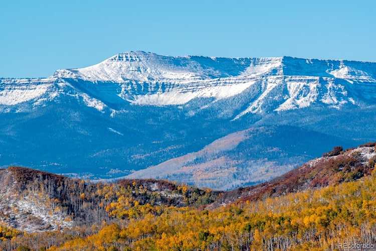 27185 Sundance Trl Steamboat Springs, CO 80487