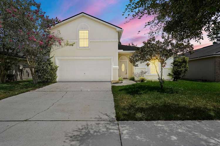 112 N Aberdeenshire Dr St Johns, FL 32259